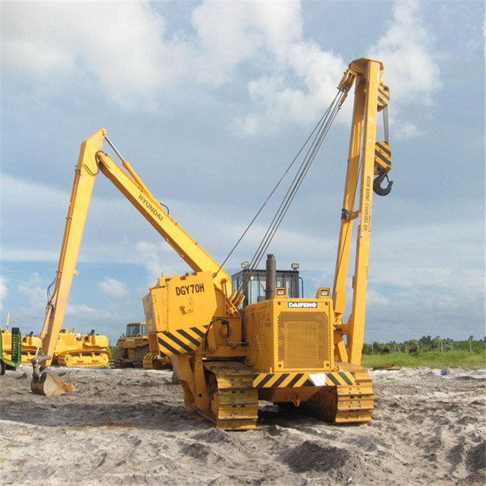 Daifeng 70 Ton Side Boom Road Construction Machinery DGY70H Pipeline Equipment