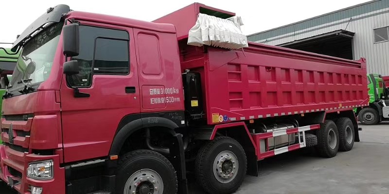 371HP Howo 12 Wheeler Dump Truck With ZF8118 Steering And HW76 Cabin