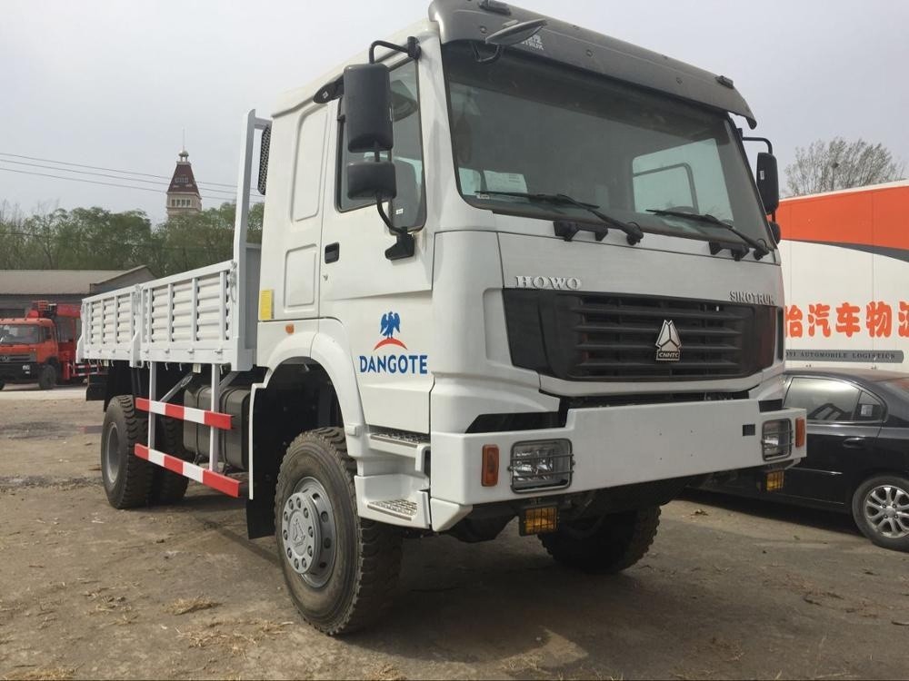 ZZ1167M4611 4x2 Heavy Cargo Truck With 9.726L Displacement And WD615.87 Engine