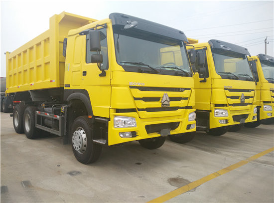 6x4 Sinotruk Tipper Truck 371hp 18 Cubic Meters / 10 Wheel Dump Truck