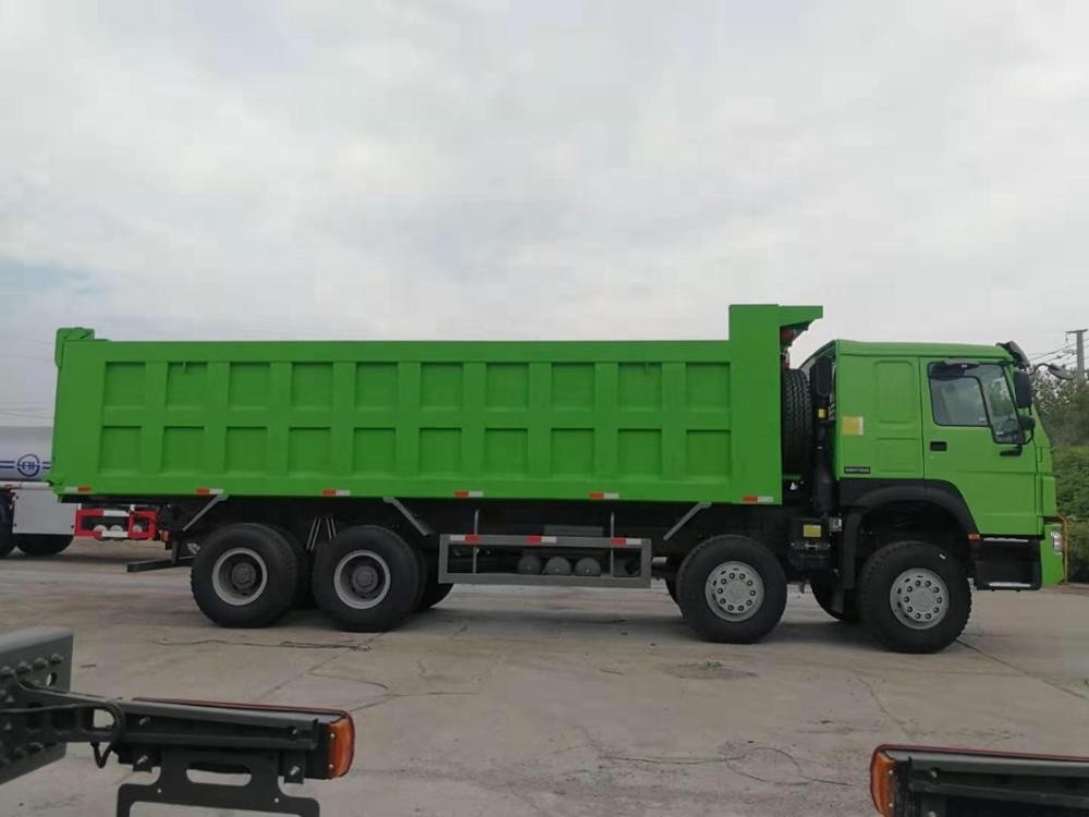 Green Color ZZ3317N3867 12 Wheels Dump Tipper Trucks With ZF8198 Steering