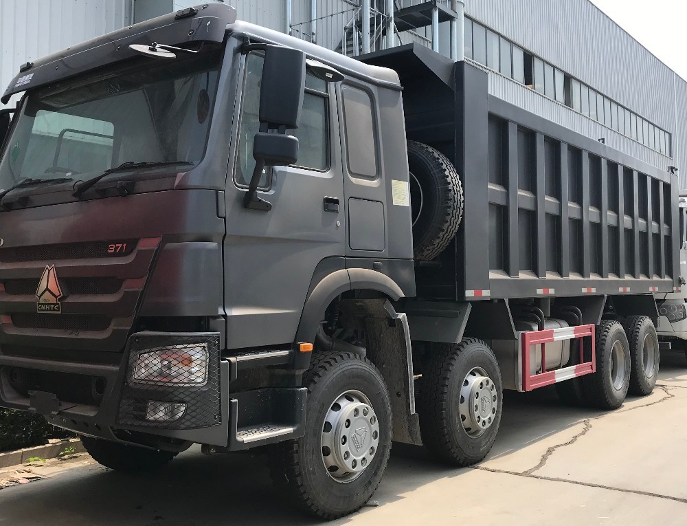 ZZ3317N3867W 12 Wheeler Heavy Duty Dump Truck With 371HP  Engine And ZF Steering