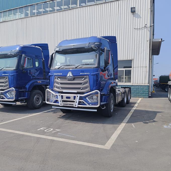 HOWO NX 6×4 Tractor Truck interior cabin