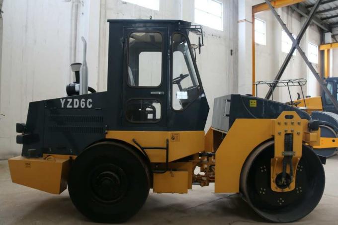 42 Kw Road Construction Equipment YZ6C 6 Ton Hydraulic Steering Road ...